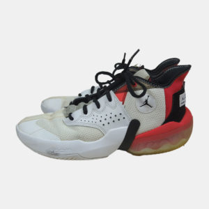 Baskets Homme NIKE AIR JORDAN Blanc 44.5