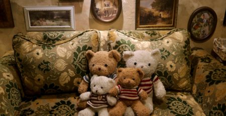 Peluches de deuxieme main achetées chez ateapic - de vrais trésors!