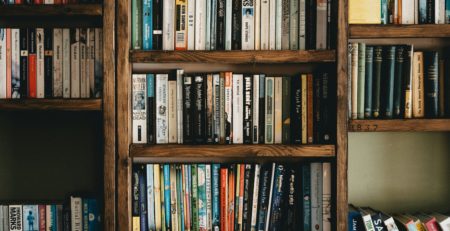 étagere de livres
